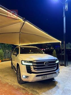 تويوتا لاندكروزر